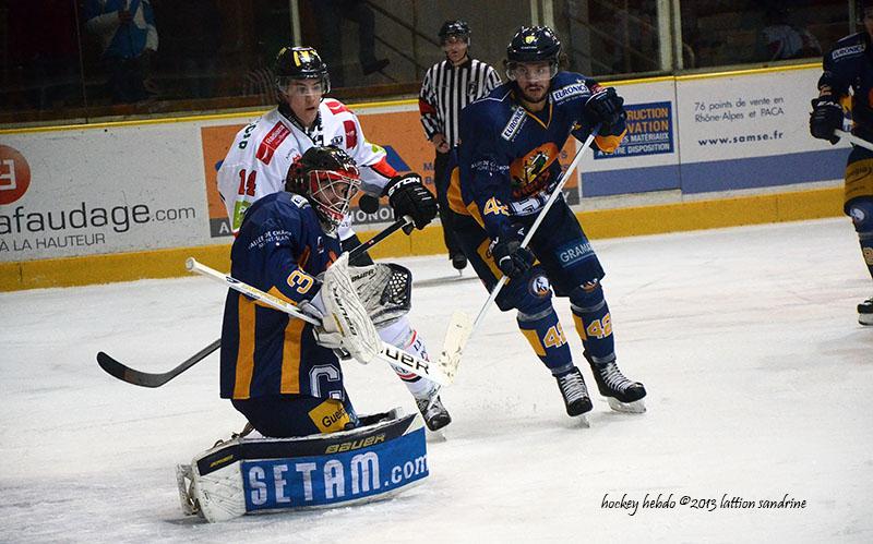 Chamonix  2 - 9 Amiens 