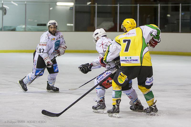 Viry-Châtillon 3 - 1 Colmar