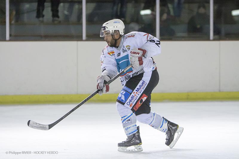 Viry-Châtillon 3 - 1 Colmar