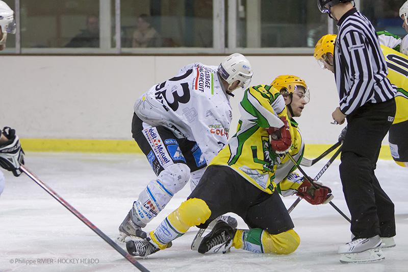 Viry-Châtillon 3 - 1 Colmar