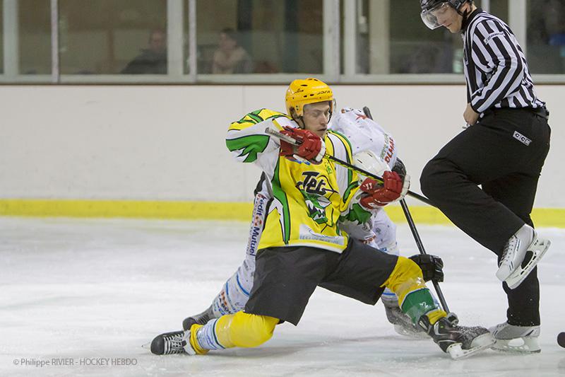Viry-Châtillon 3 - 1 Colmar