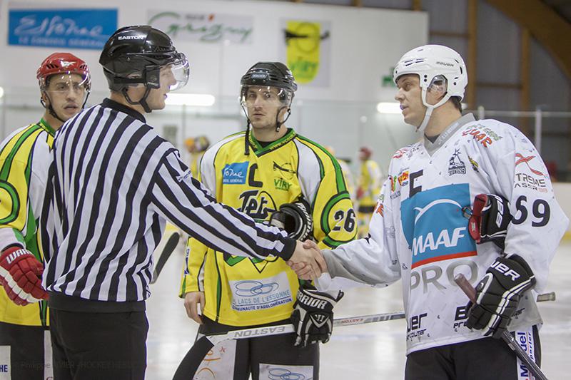 Viry-Châtillon 3 - 1 Colmar