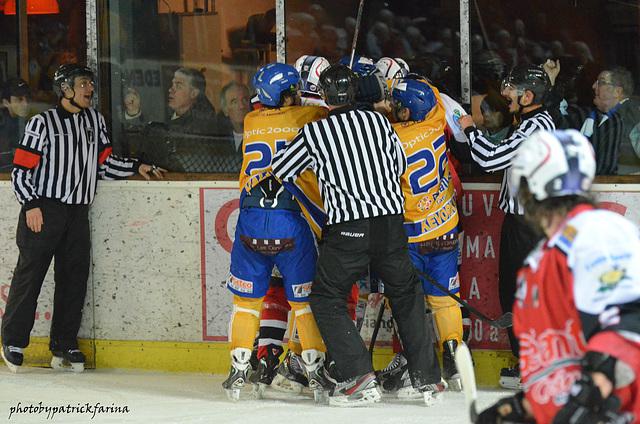 Briançon  2 - 3 Dijon 