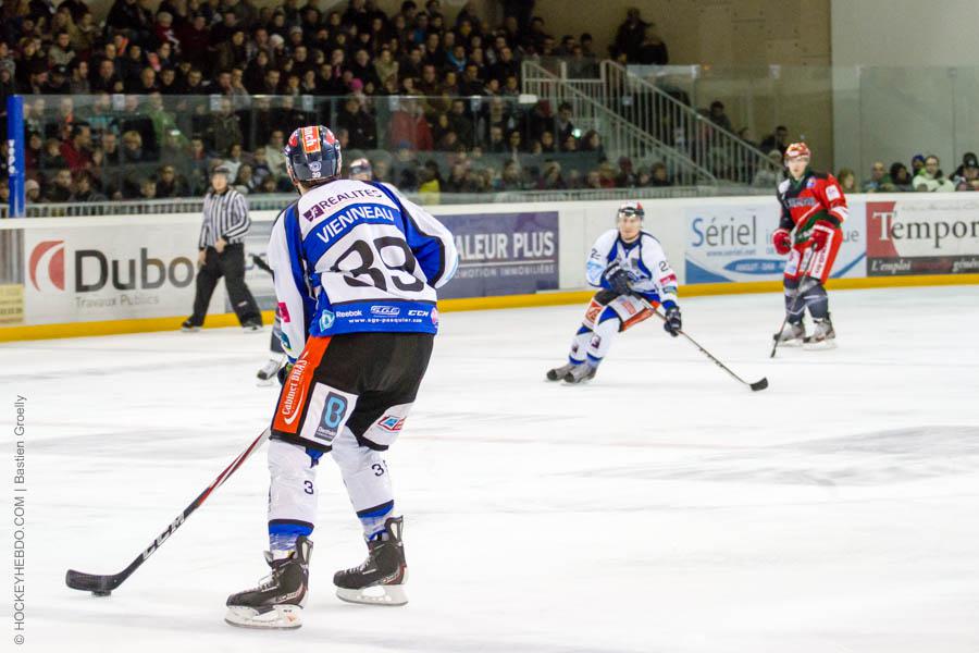 Anglet 5 - 2 Nantes