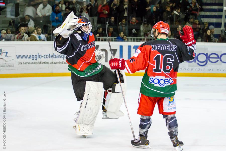 Anglet 5 - 2 Nantes