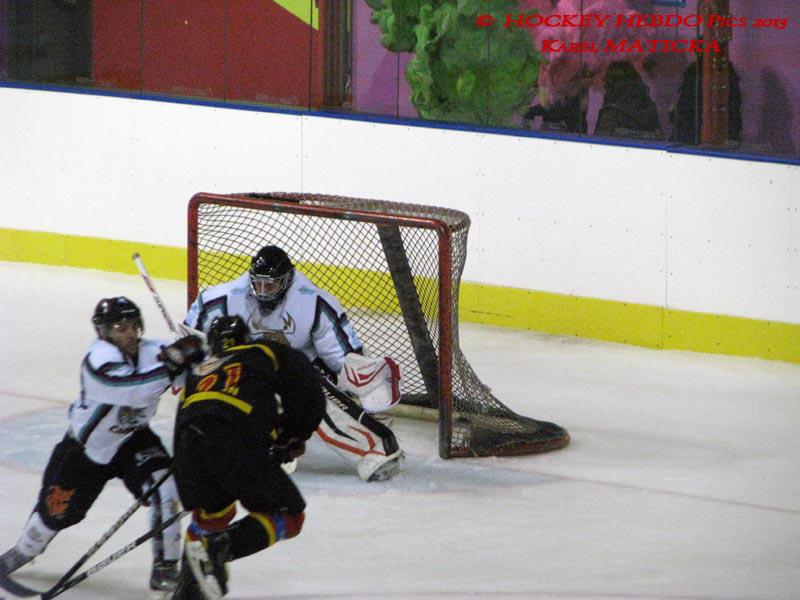 Besançon 3 - 8 Dammarie-les-Lys
