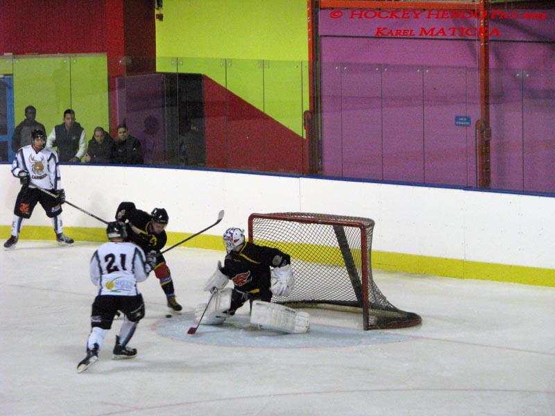 Besançon 3 - 8 Dammarie-les-Lys