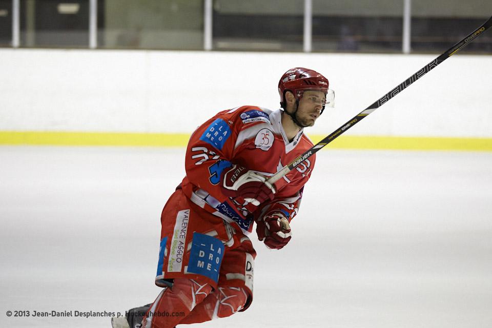 Valence 5 - 3 Asnières