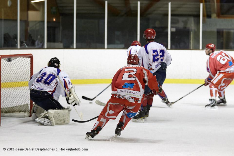 Valence 5 - 3 Asnières