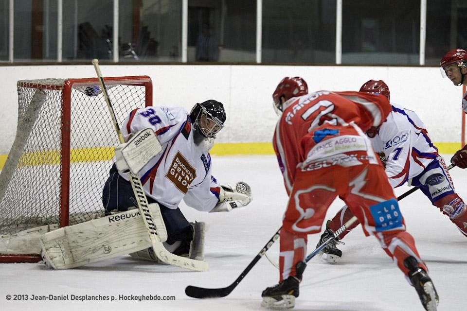 Valence 5 - 3 Asnières
