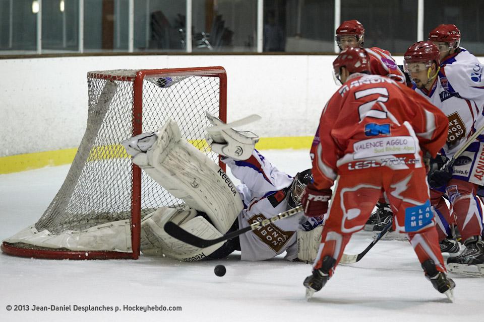 Valence 5 - 3 Asnières