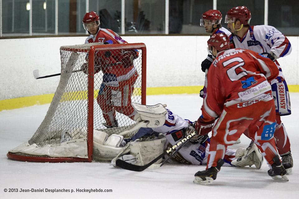 Valence 5 - 3 Asnières