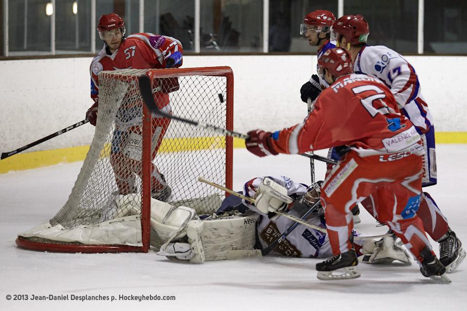 Valence 5 - 3 Asnières