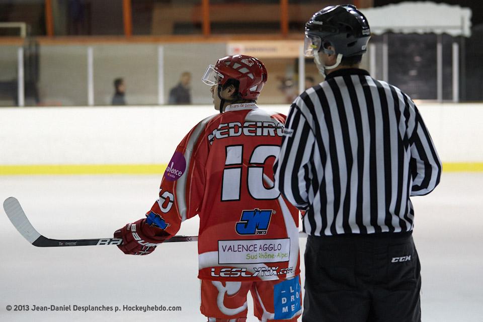 Valence 5 - 3 Asnières