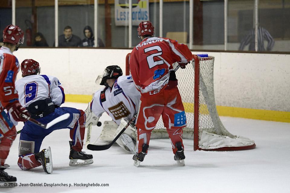 Valence 5 - 3 Asnières