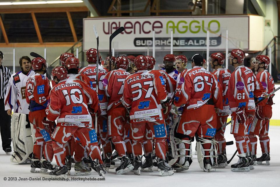 Valence 5 - 3 Asnières