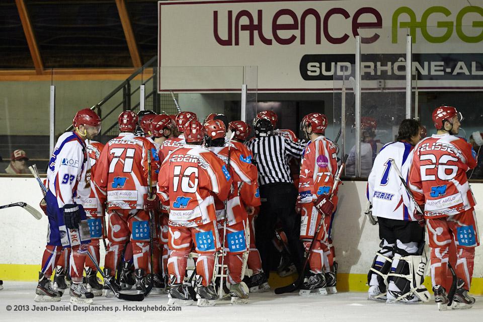 Valence 5 - 3 Asnières