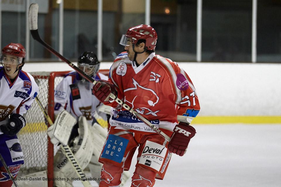 Valence 5 - 3 Asnières