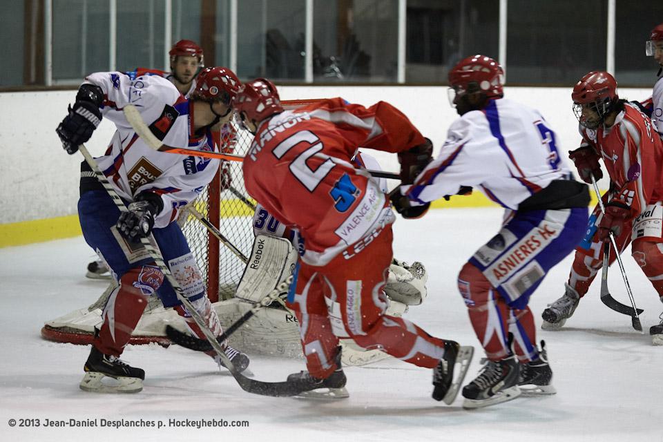 Valence 5 - 3 Asnières