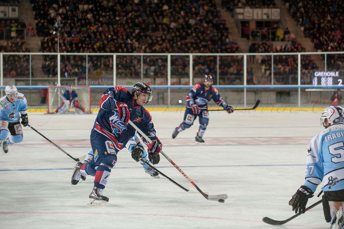 Grenoble  4 - 5 Briançon 