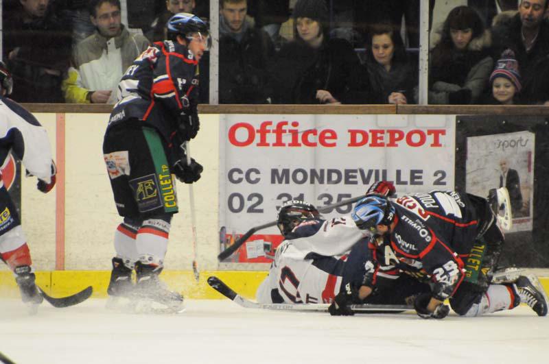 Caen  1 - 3 Grenoble 