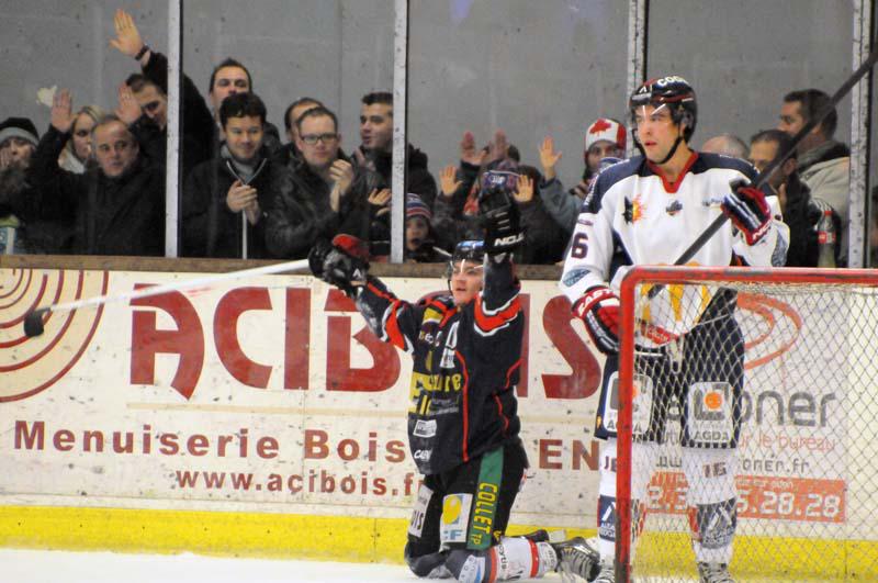 Caen  1 - 3 Grenoble 