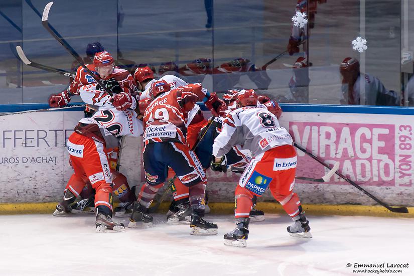 Lyon 4 - 5 Cholet 