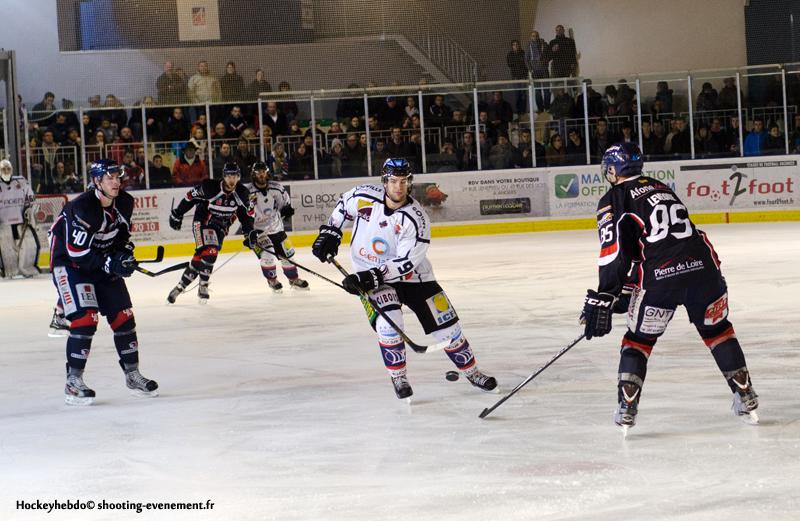 Angers  5 - 3 Caen 