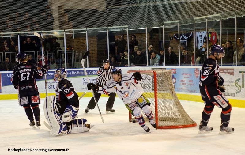 Angers  5 - 3 Caen 