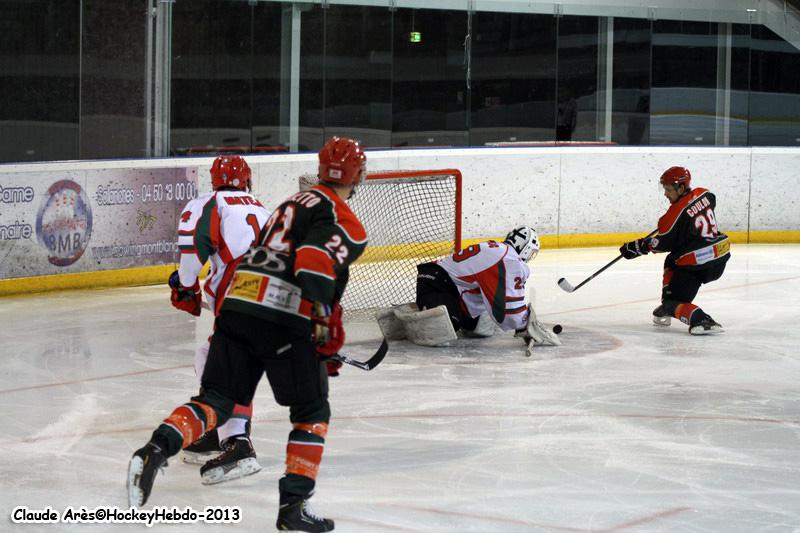 Mont-Blanc 3 - 4 Courbevoie 