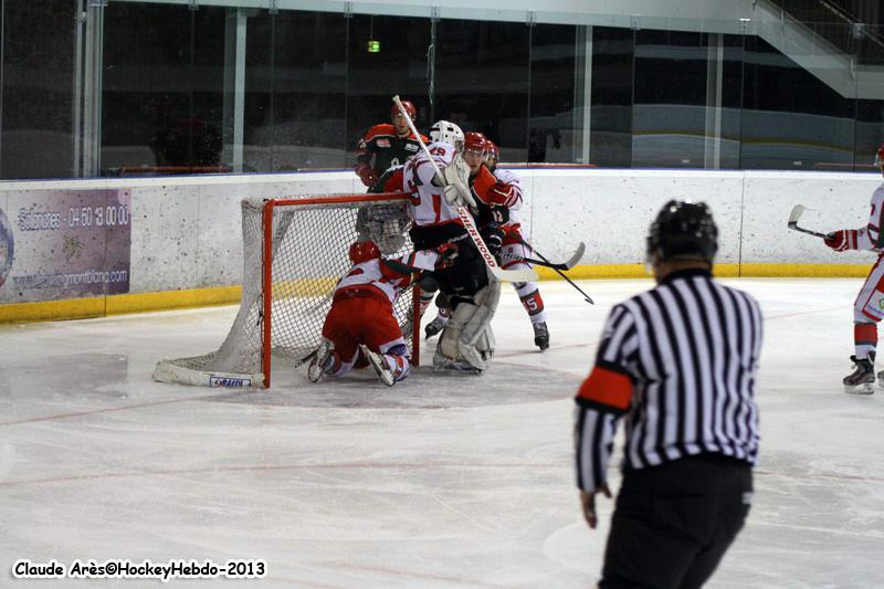Mont-Blanc 3 - 4 Courbevoie 