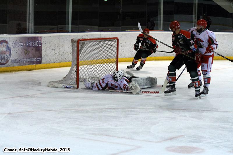 Mont-Blanc 3 - 4 Courbevoie 