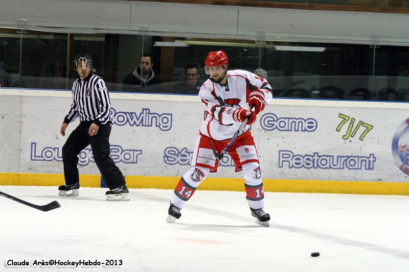 Mont-Blanc 3 - 4 Courbevoie 