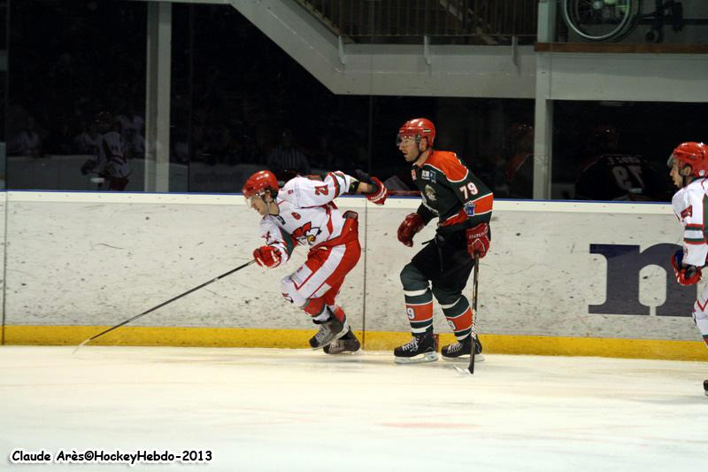 Mont-Blanc 3 - 4 Courbevoie 