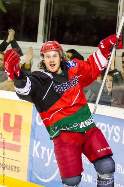 Anglet 3 - 5 Neuilly/Marne
