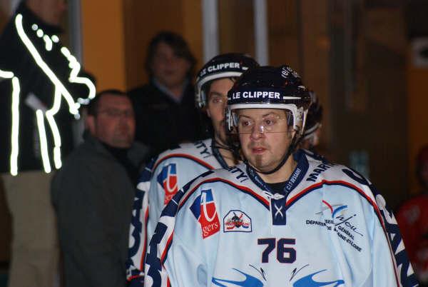 Neuilly/Marne 3 - 6 Angers 