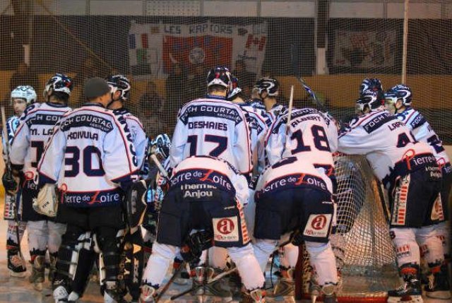 Photo hockey match Neuilly/Marne - Angers  le 06/12/2008