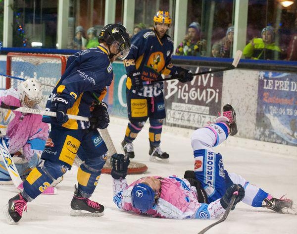 Villard-de-Lans 5 - 1 Chamonix 