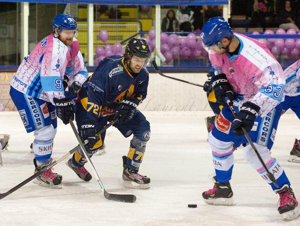 Villard-de-Lans 5 - 1 Chamonix 