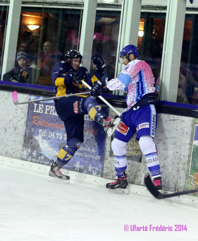 Villard-de-Lans 5 - 1 Chamonix 
