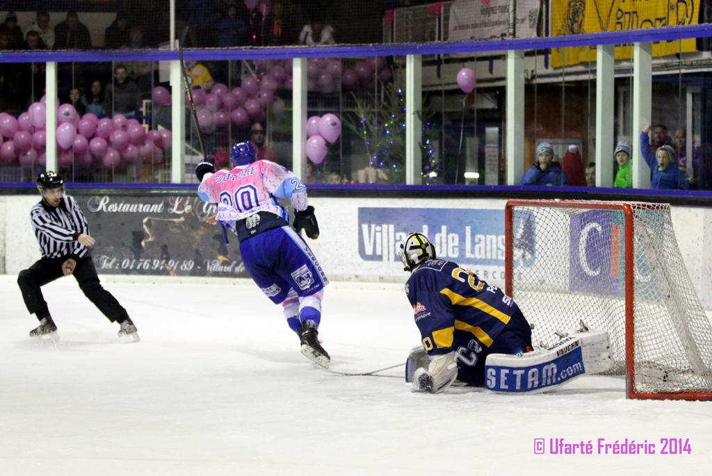 Villard-de-Lans 5 - 1 Chamonix 