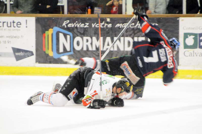 Caen  4 - 0 Amiens 