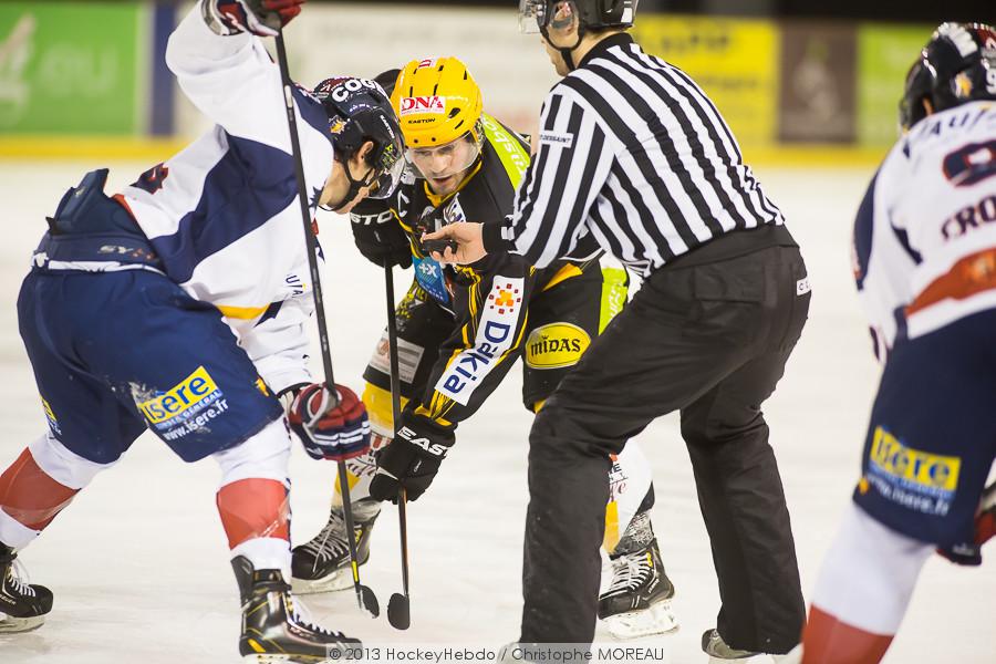 Strasbourg  2 - 3 Grenoble 