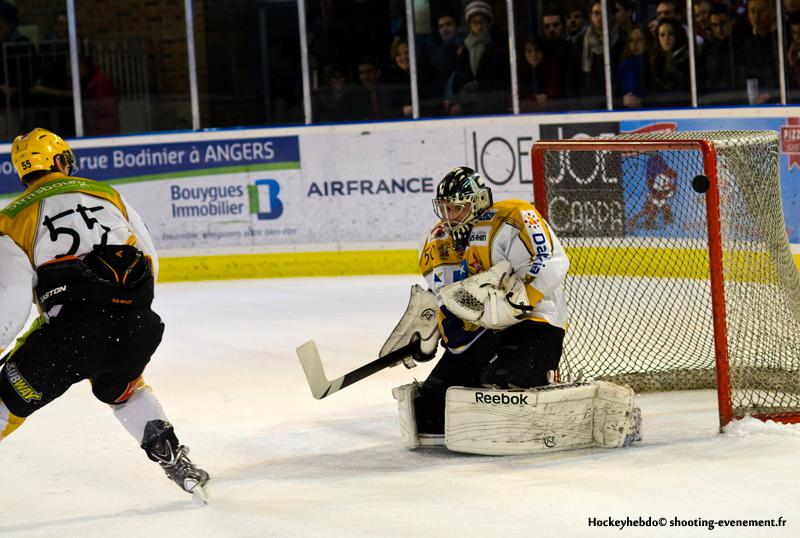 Angers  4 - 2 Strasbourg 