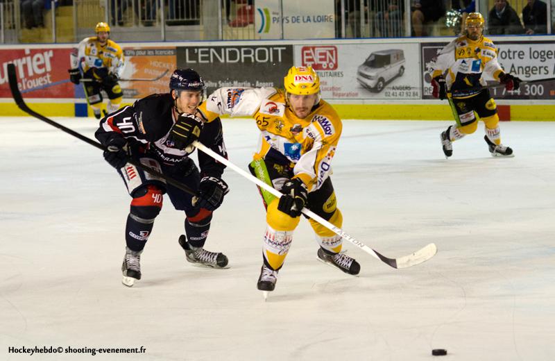 Angers  4 - 2 Strasbourg 