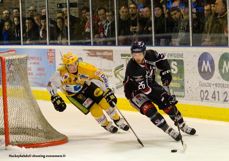 Angers  4 - 2 Strasbourg 