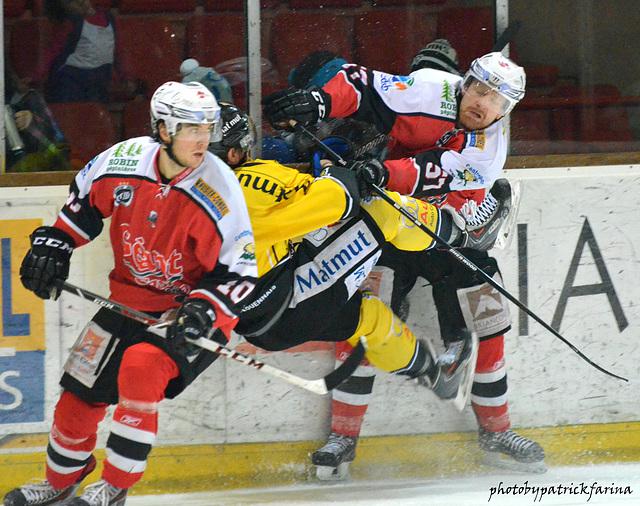 Briançon  2 - 4 Rouen