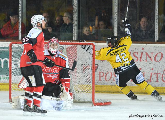 Briançon  2 - 4 Rouen