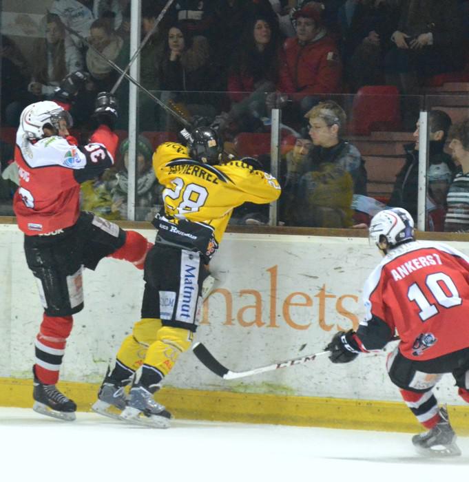 Briançon  2 - 4 Rouen