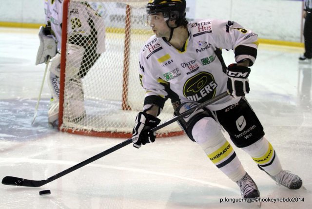 Photo hockey reportage Conti Cup : Donetsk évite le piège